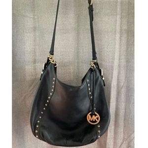Micheal kors cross body purse